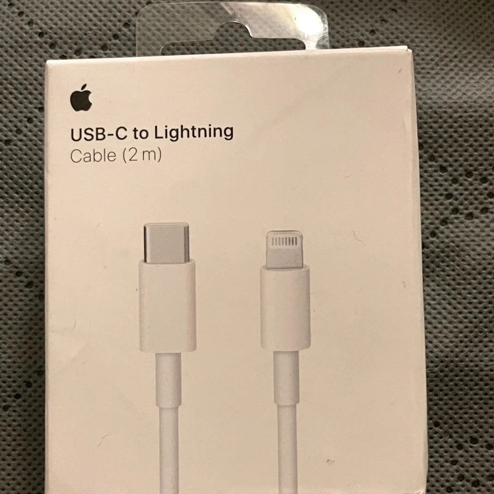 Apple 2meter USB-c to lightning cable